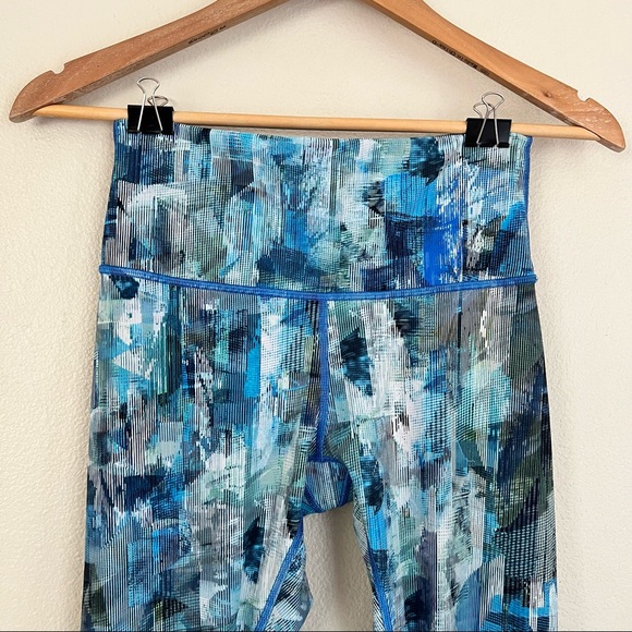 LULULEMON Wunder Under High Rise Leggings 25” in Sun Dazed Multi Blue - Picture 7 of 9